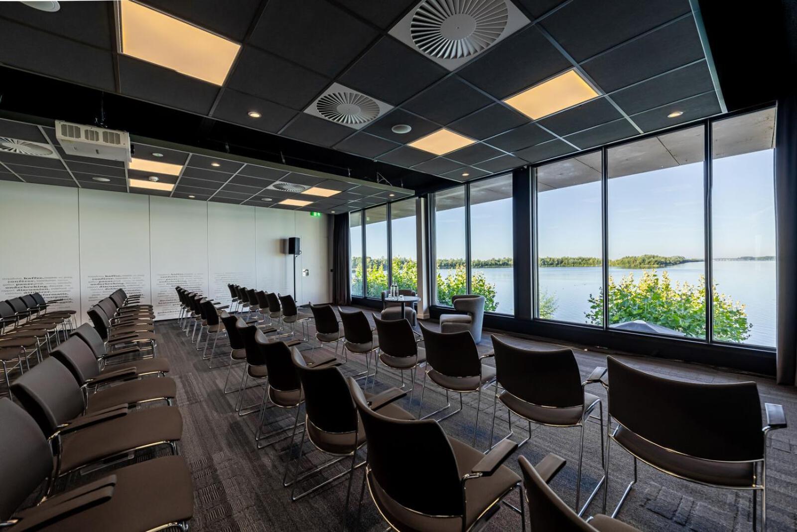 Postillion Amersfoort Veluwemeer พุทเทิน ภายนอก รูปภาพ